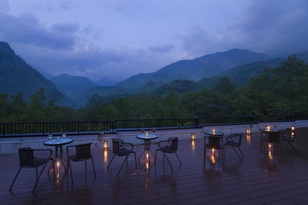 Nakao Kogen Hotel Kazaguruma Такаяма Екстериор снимка