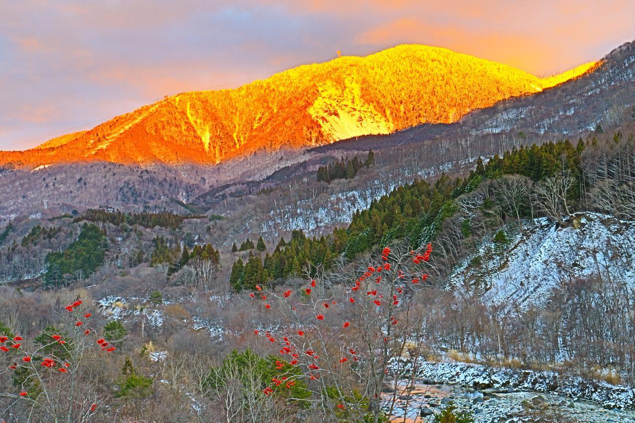 Nakao Kogen Hotel Kazaguruma Такаяма Екстериор снимка